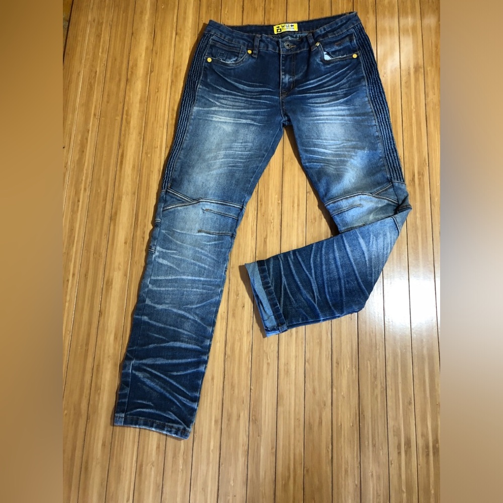 Demolition Distressed Denim Jean